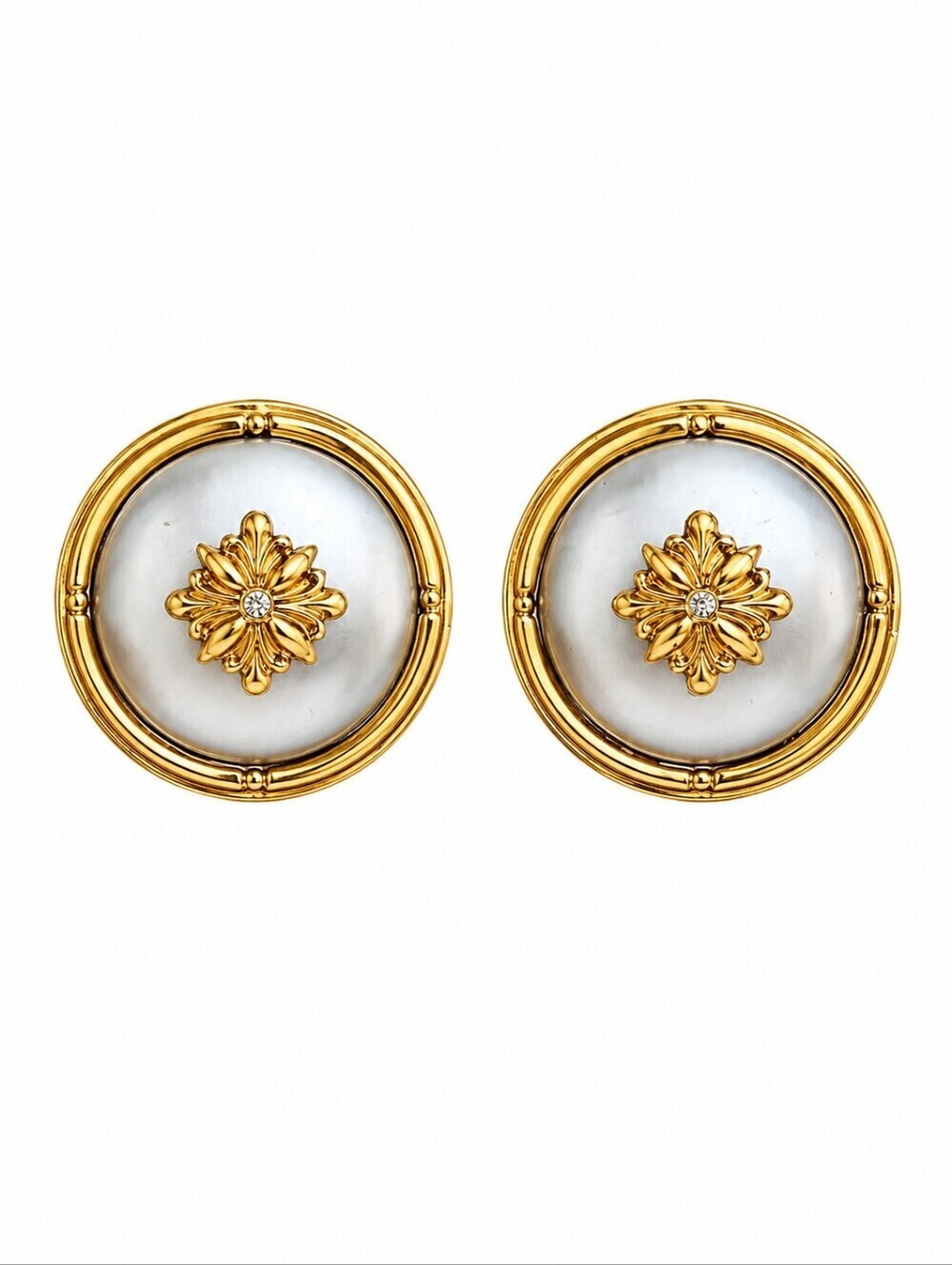 VTG AVON 1991 Fashion Lustre Floral Icy Blue Dome Post Earrings